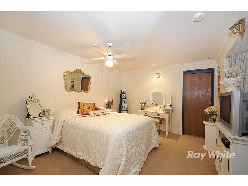 16 McNabb Street, Berwick VIC 3806