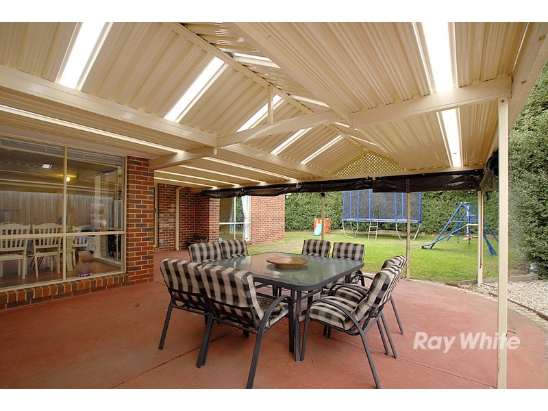 23 Deakin Court, Berwick VIC 3806