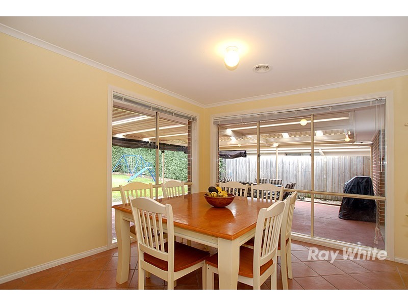 23 Deakin Court, Berwick VIC 3806