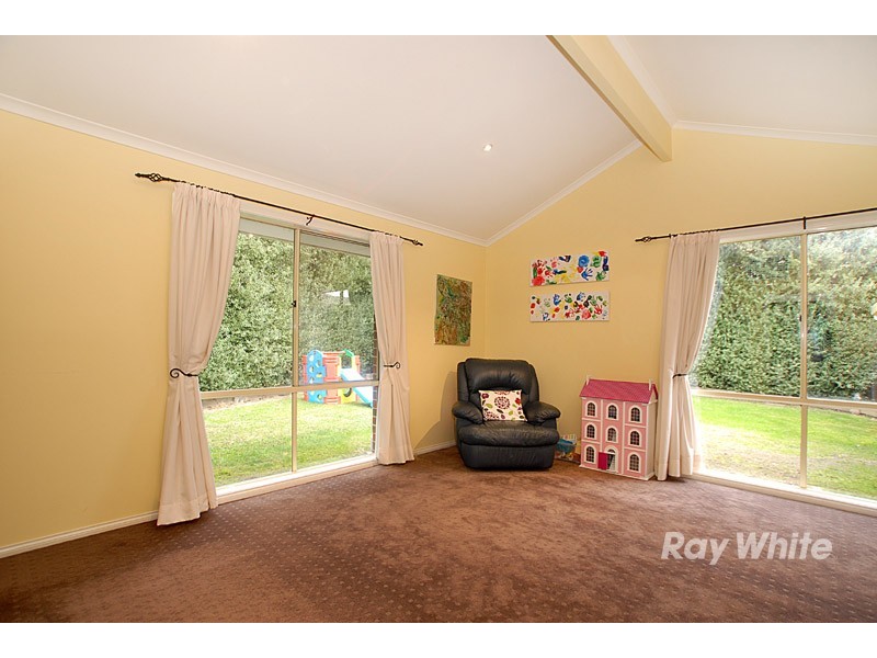 23 Deakin Court, Berwick VIC 3806