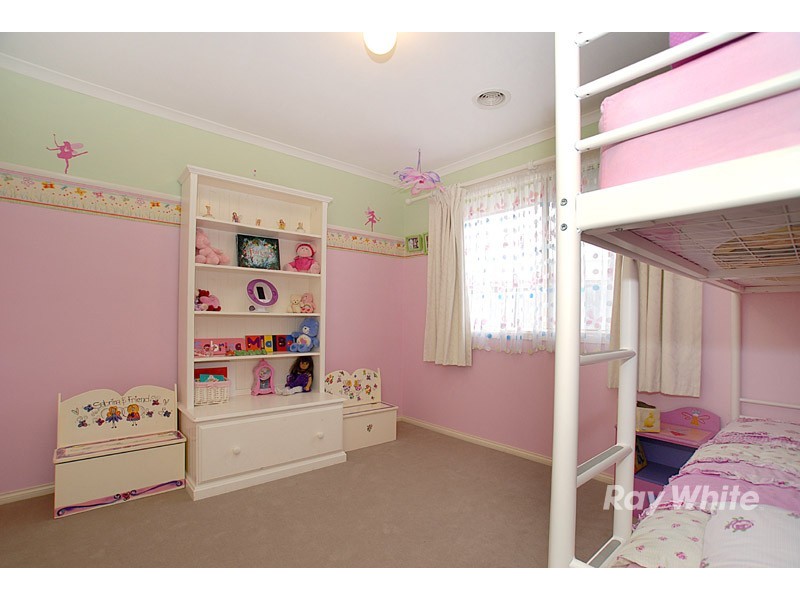 23 Deakin Court, Berwick VIC 3806