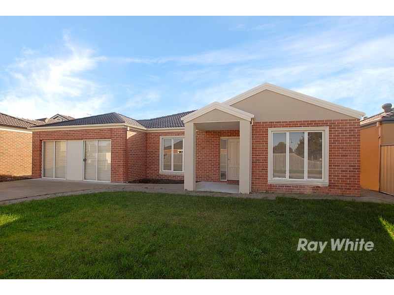 3 Amstel Mews, Cranbourne VIC 3977