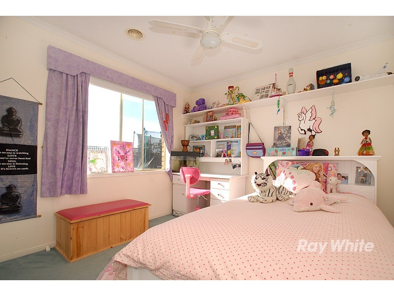 18 Lighthorse Crescent, Narre Warren South VIC 3805