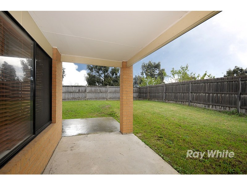 4 Honeyeater Grove, Narre Warren VIC 3805