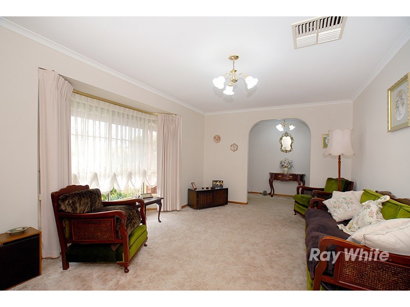 42 Tarcoola Drive, Narre Warren VIC 3805