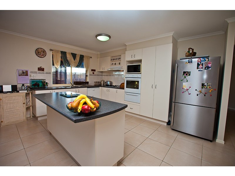 9 Gilbert Place, Berwick VIC 3806