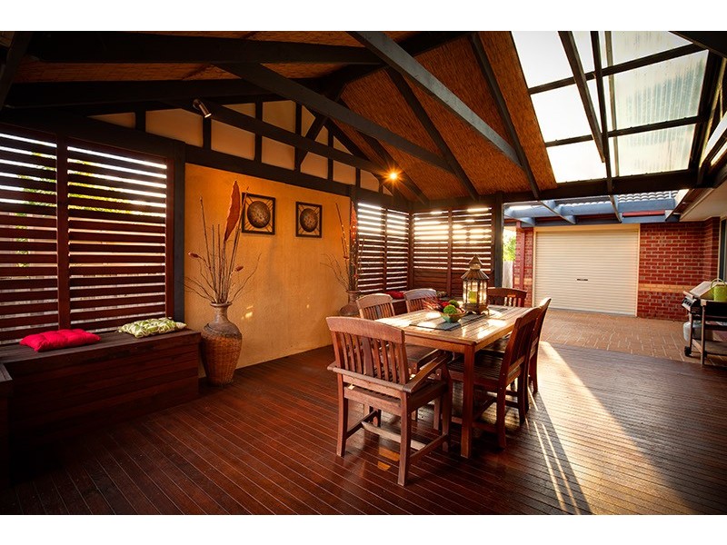 9 Gilbert Place, Berwick VIC 3806