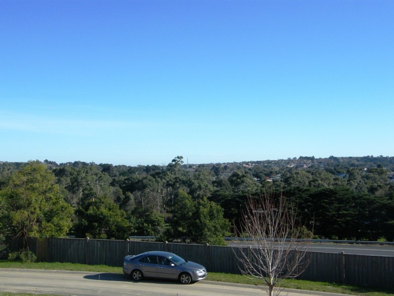 18 Royal Crescent, Beaconsfield VIC 3807