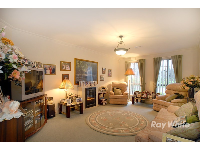 21 Wood Road, Narre Warren South VIC 3805