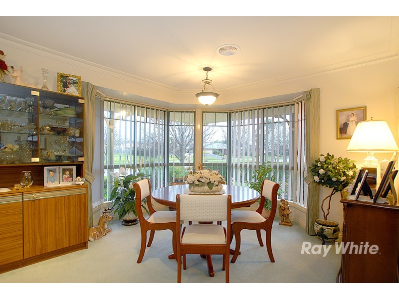 21 Wood Road, Narre Warren South VIC 3805
