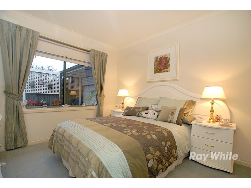 21 Wood Road, Narre Warren South VIC 3805