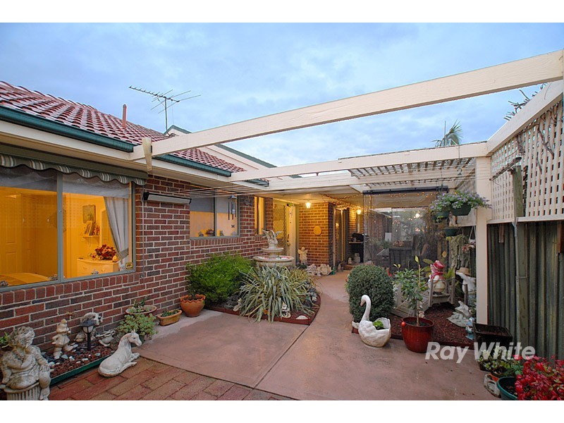 21 Wood Road, Narre Warren South VIC 3805