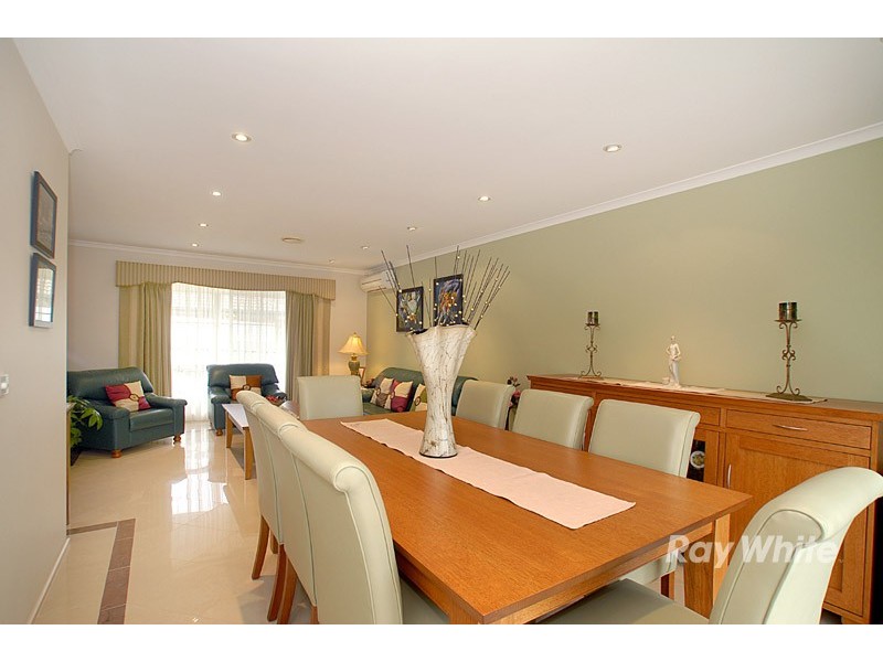 9 Bogong Close, Hallam VIC 3803