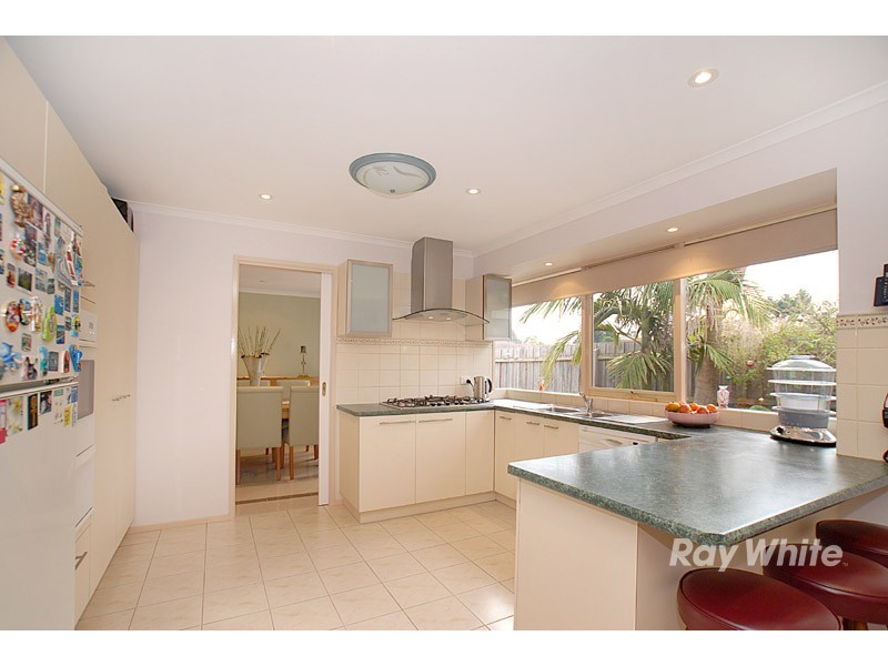 9 Bogong Close, Hallam VIC 3803