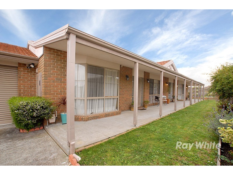 9 Bogong Close, Hallam VIC 3803