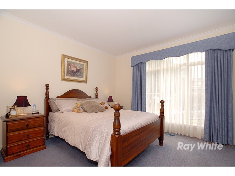 7 Eastern Park Square, Narre Warren South VIC 3805