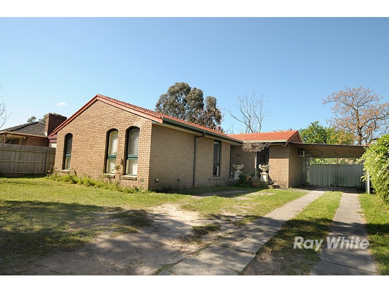 4 Carluke Close, Berwick VIC 3806