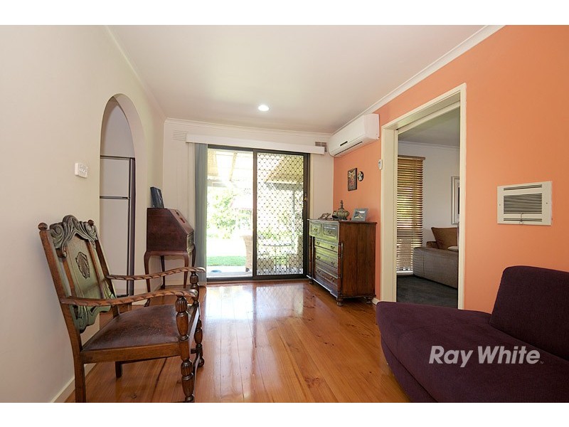 4 Carluke Close, Berwick VIC 3806