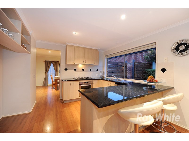 7 Willowbank, Cranbourne East VIC 3977