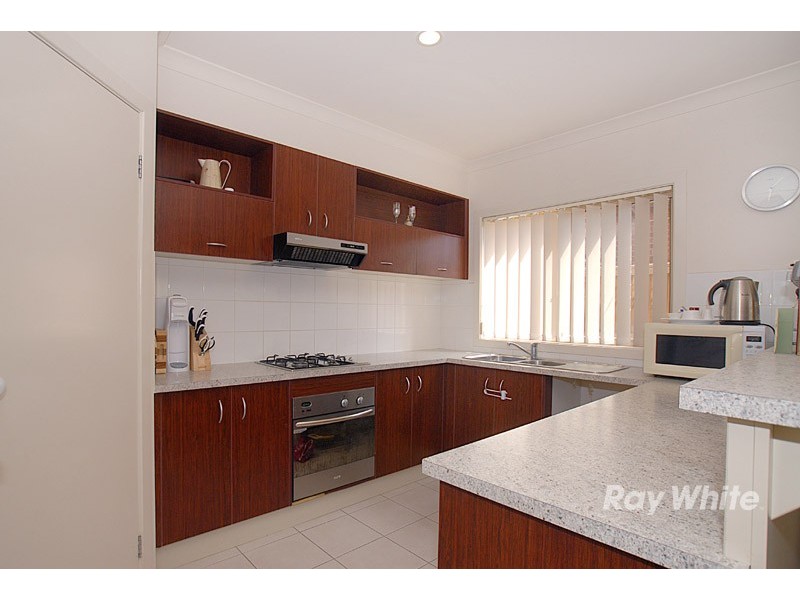 14 Melzak Way, Berwick VIC 3806