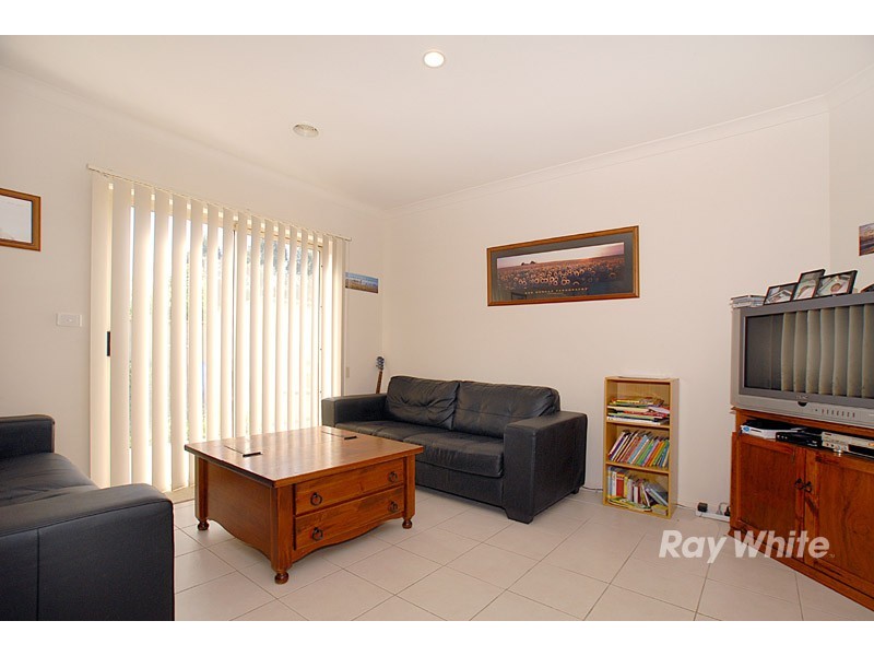 14 Melzak Way, Berwick VIC 3806