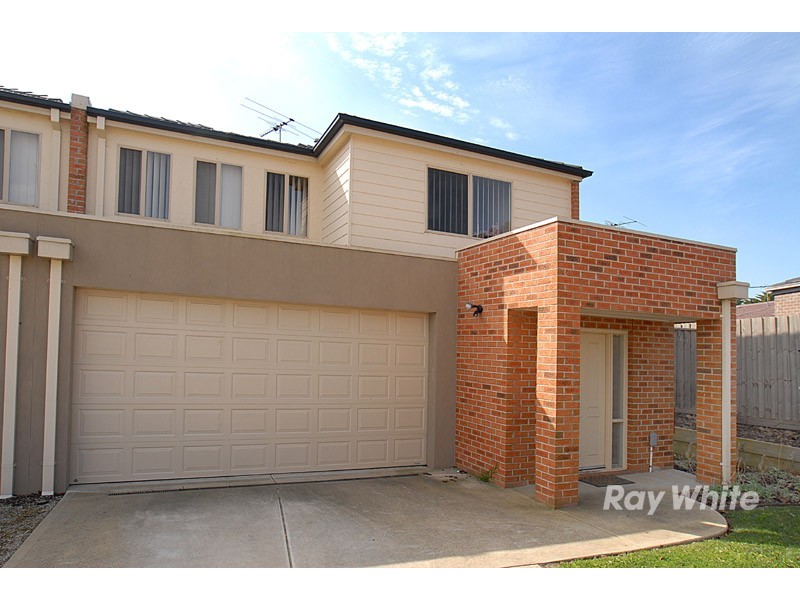 14 Melzak Way, Berwick VIC 3806