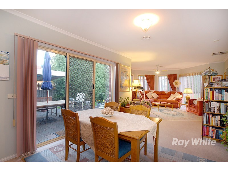 25 Crystal Brook Court, Narre Warren South VIC 3805