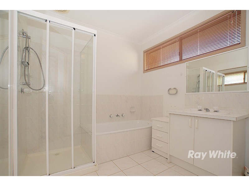 9 London Crescent, Narre Warren VIC 3805