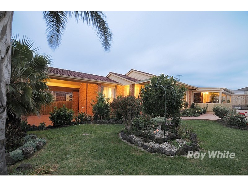 2 Spencer Court, Berwick VIC 3806