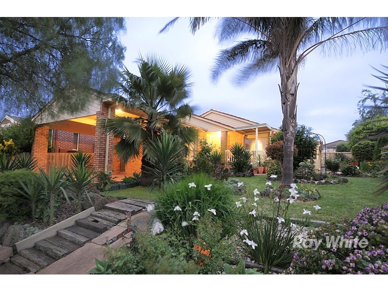 2 Spencer Court, Berwick VIC 3806