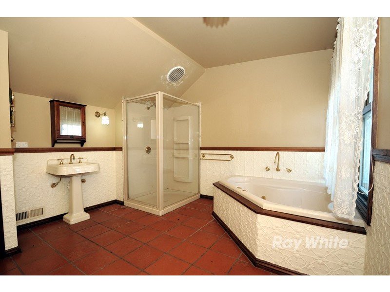 120 Norbury Road, Beaconsfield Upper VIC 3808