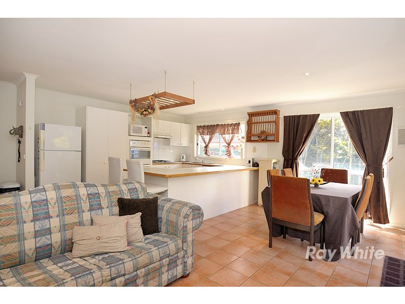 16 Tangerine Drive, Narre Warren South VIC 3805
