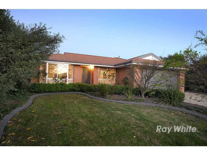 8 Retreat Circuit, Beaconsfield VIC 3807