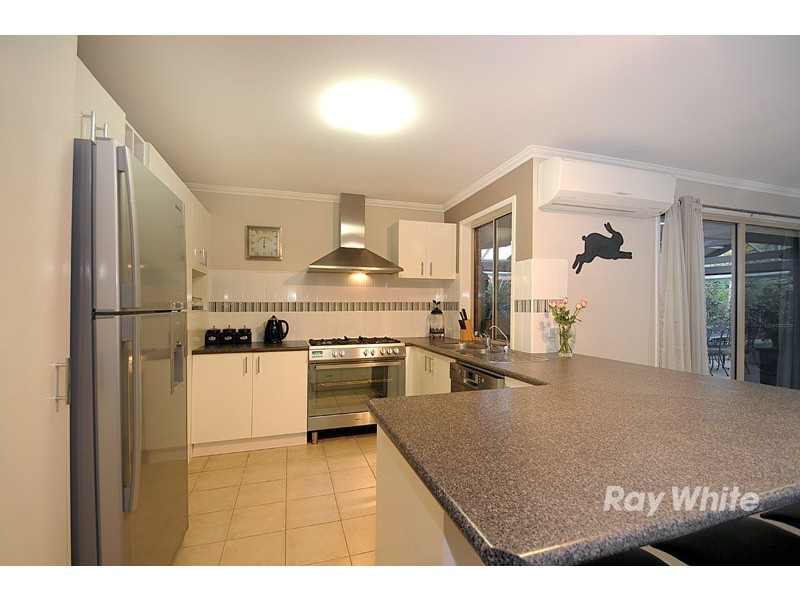 8 Retreat Circuit, Beaconsfield VIC 3807