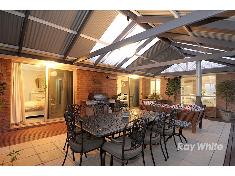 8 Retreat Circuit, Beaconsfield VIC 3807