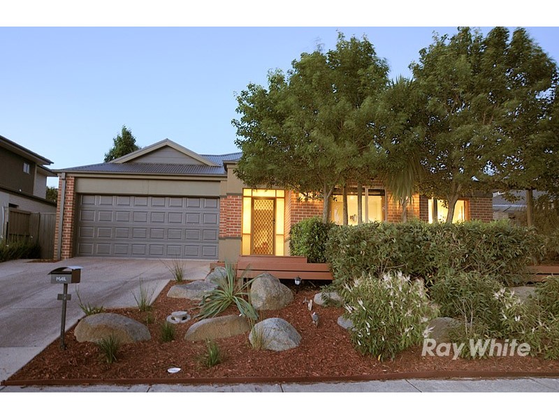 4 Chase Boulevard, Berwick VIC 3806