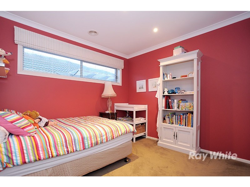 4 Chase Boulevard, Berwick VIC 3806