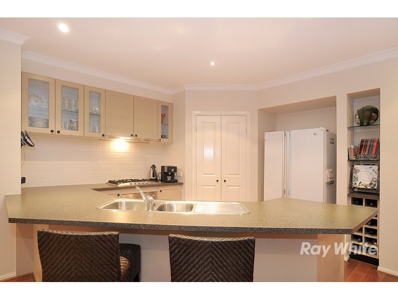 4 Chase Boulevard, Berwick VIC 3806