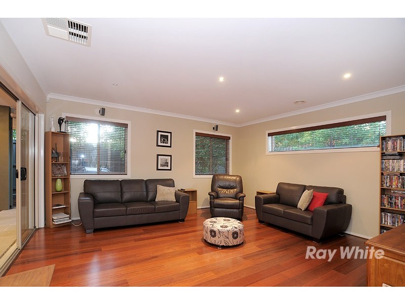 4 Chase Boulevard, Berwick VIC 3806