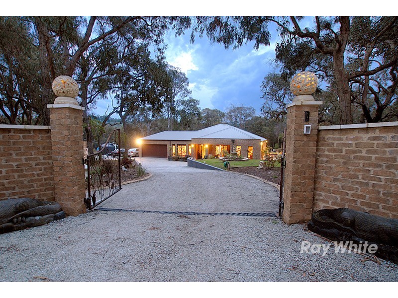 107 Beaconsfield Emerald Road, Beaconsfield Upper VIC 3808