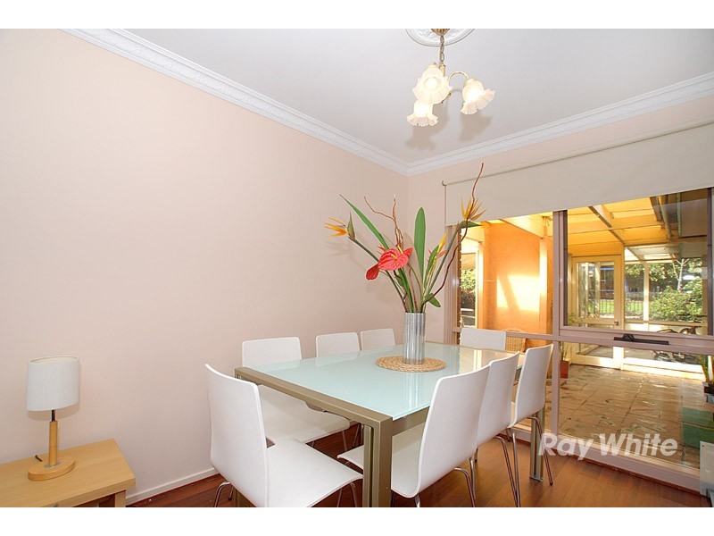 19 Eskdale Crescent, Narre Warren VIC 3805