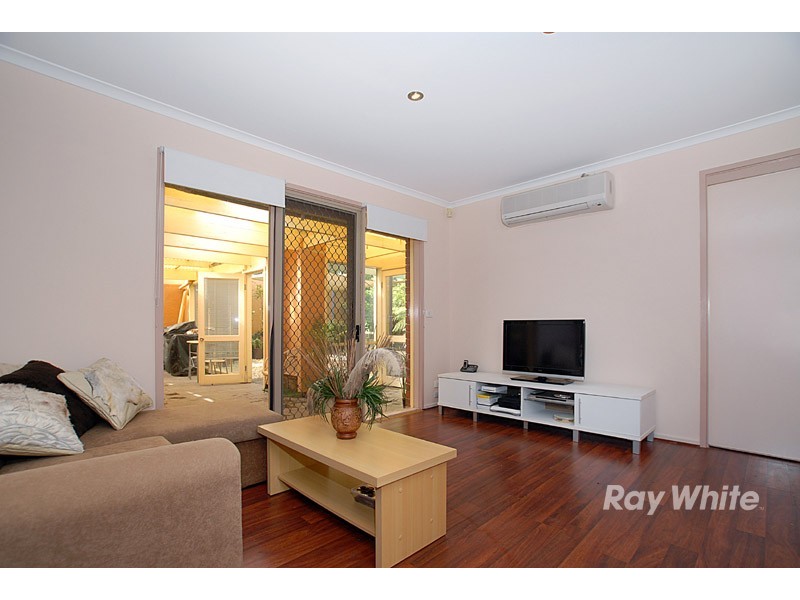 19 Eskdale Crescent, Narre Warren VIC 3805