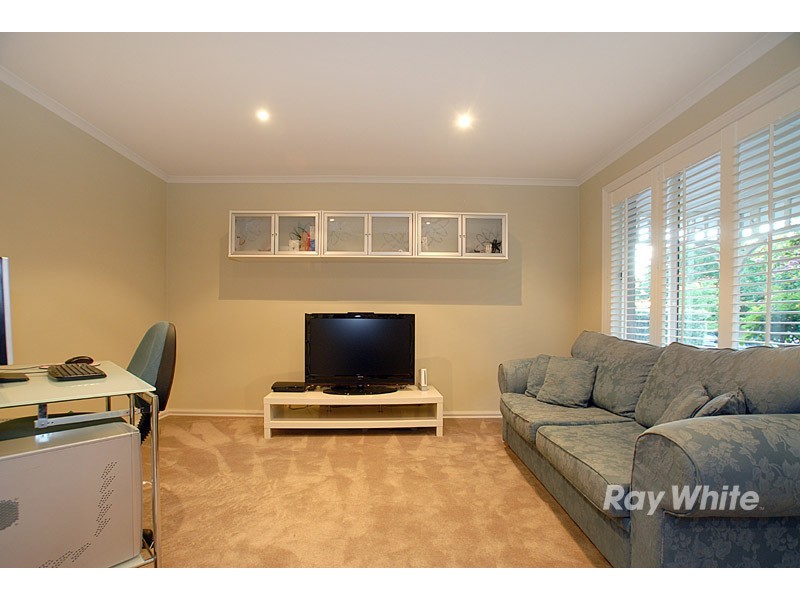 14 Grantham Crescent, Berwick VIC 3806