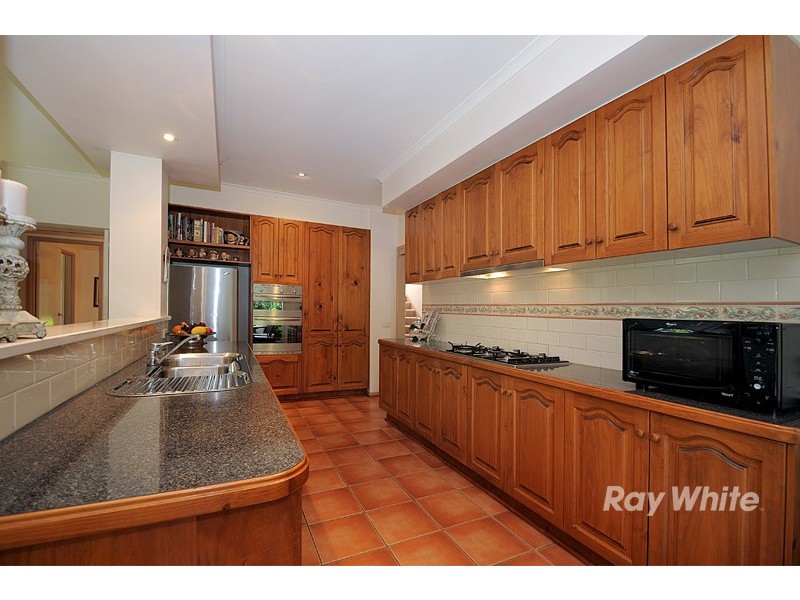 9  The Crescent, Narre Warren South VIC 3805