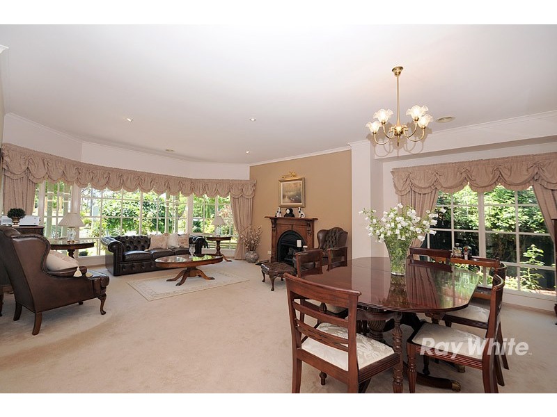 9  The Crescent, Narre Warren South VIC 3805