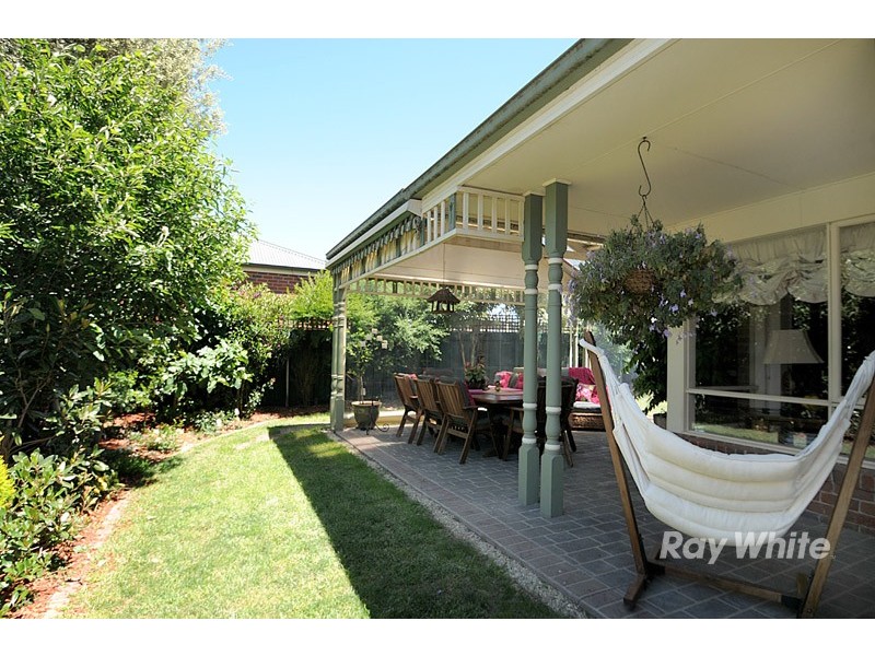 9  The Crescent, Narre Warren South VIC 3805