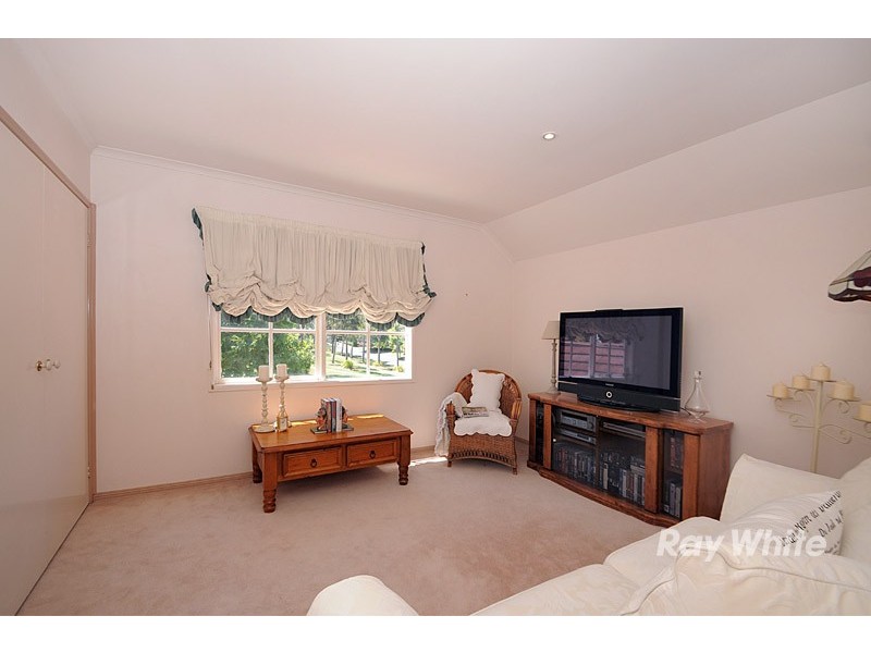 9  The Crescent, Narre Warren South VIC 3805