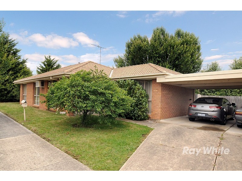 13 Festival Terrace, Berwick VIC 3806