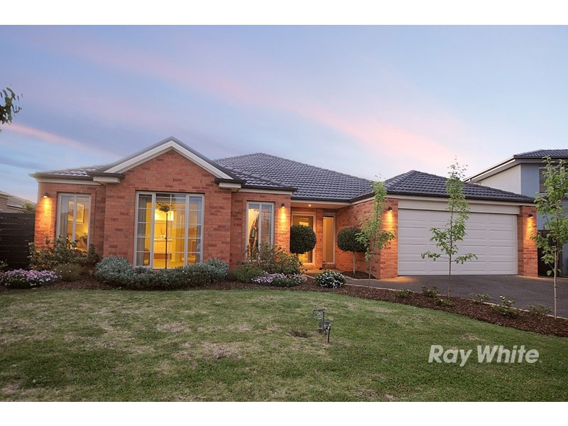 7  Eva Florence Way, Narre Warren South VIC 3805
