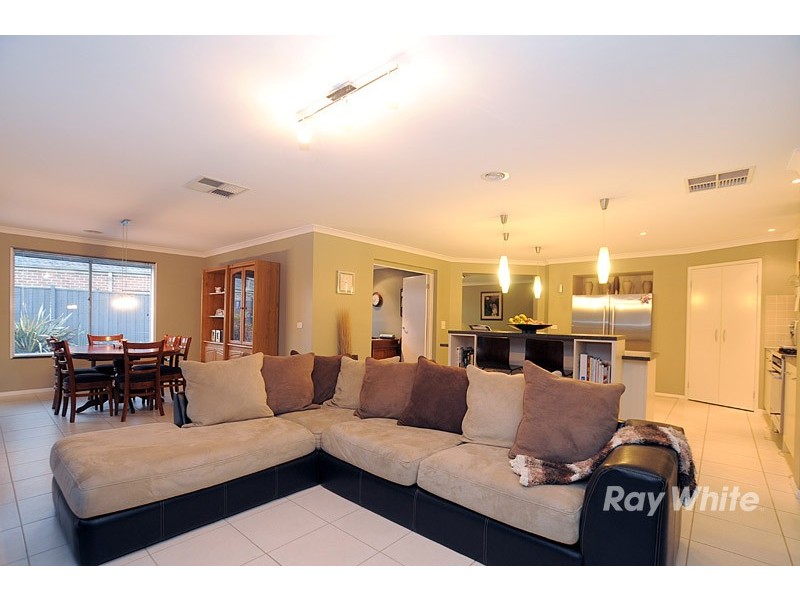 7  Eva Florence Way, Narre Warren South VIC 3805